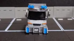 旧エルフ　デコトラ　箱車　改造品　ミニカー 旧エルフ デコトラ 箱車 改造品 ミニカー - メルカリ