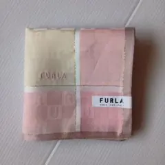 【未使用・シール付き】FURLA　シンプルなハンカチ　新生活にも！