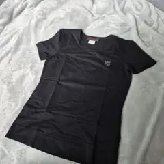 LIU JOリュージョー　ロゴTシャツ　黒 イタリアのサムネイル