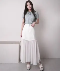 LIP SERVICE シアードッキングスカート　アイボリー　Sサイズのサムネイル