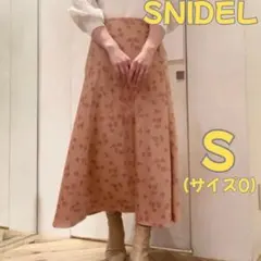 SNIDEL スナイデル サテンロングスカート 花柄 フレア パターンスカート