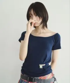 Common Gull Products 季節の境目に立つワンショルロンT。 - メルカリ