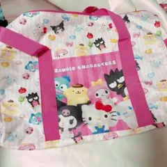 サンリオボストンバッグ　旅行バッグ　ピンク　修学旅行