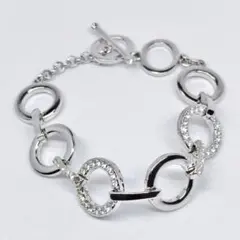 SWAROVSKI サークルリンク ブレスレット シルバーカラー - メルカリ