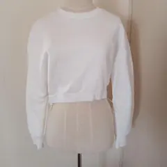 ホワイト クロップドスウェット
