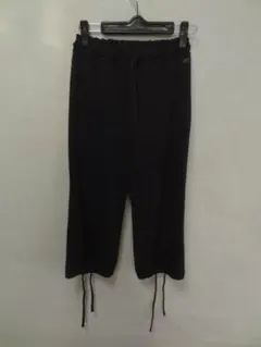 リーボックReeboxレディース黒色ウエスト＆裾ドローコード付き7分丈パンツS