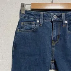 GU　スキニージーンズ　デニム　パンツ　ボトムス