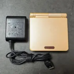 ZC342★ ゲームボーイアドバンス SP ファミコンカラー本体 アダプター付き
