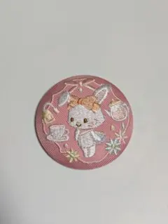 サンリオ 刺繍缶バッジ ウィッシュミーメル 1点