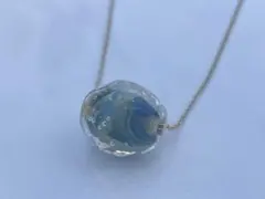 銀窯変のとんぼ玉ネックレス