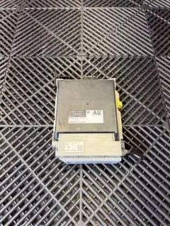 トヨタ ECU 88210-28260 冷却フィン付き - メルカリ
