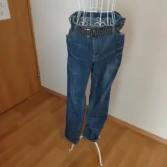 デニムブルー スリムフィットパンツ