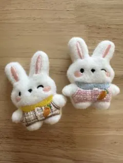 レ*す様 ウサギのキャラクターぬいぐるみ 2体セット