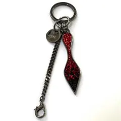 【極美品】クリスチャンルブタン キーリング レッドソール ロゴ金具 赤のサムネイル