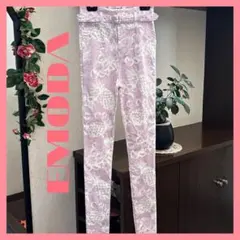 エモダ 【0】 パンツ ボトムス 総柄 ボタニカル柄のサムネイル