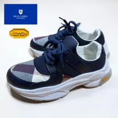 【極美品】BLUE LABEL CRESTBRIDGE　　日本製　厚底スニーカーのサムネイル