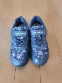 SHUNSOKU ネイビー 花柄 スニーカーアナ雪使用可愛い21、5センチ