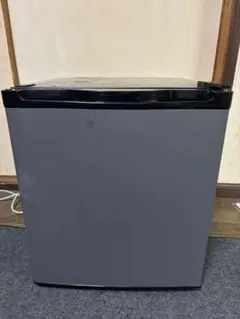 中古美品 冷蔵庫 一人暮らし冷凍冷蔵庫 60L ブラック - メルカリ