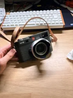 【個人出品・激レア】Leica M8.2 サファリ (世界限定500台)のサムネイル