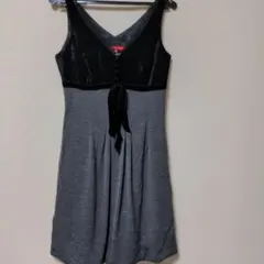 アプワイザー・リッシェ　Vネック ワンピース 黒とグレー 　レディースワンピース