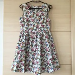 【新品】earth music & ecology アース 花柄ワンピース