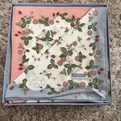 WEDGWOOD ハンカチ いちごデザイン 2枚セット