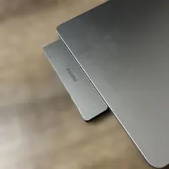 Gizumo USBハブ シルバー　MacBook Air