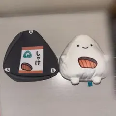 タイトーくじ なんでもいきもの C賞 コンビニおにぎりぬいぐるみ しゃけのサムネイル