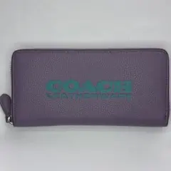 CW715 COACH グリーン ロゴ型押し 本革ウォレット - メルカリ