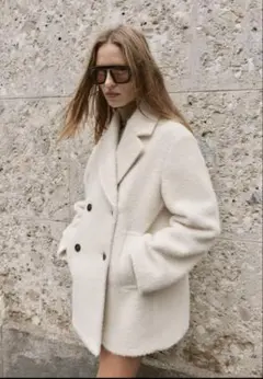 ZARA ブークレダブルブレストミディ丈コート　エクリュ