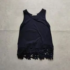 レースタンクトップ ノースリーブ 花柄レース ネイビー フェミニン 森ガールのサムネイル