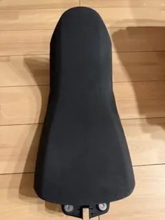 ヤマハ　テネレ７００用のローシート 新車】シート高30mmダウン！「テネレ700 Low」ローシート