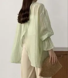 バックスリットシアーシャツのサムネイル