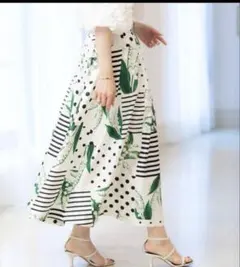 美品　すずらん　フレアロングスカート