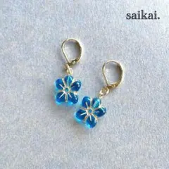 [314]チェコガラスフラワーのシンプルピアス ライトブルー ハンドメイド