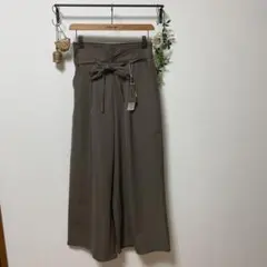 しまむら yumi Tウェーブ　ブラウン ワイドパンツ ウエストリボン付き