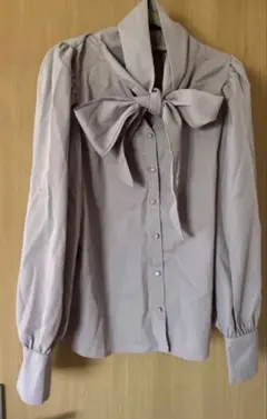 GRL リボンブラウス　ボウタイ　くすみピンク