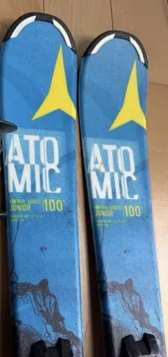 お買い得品　スキー3点セット　カービング板　サロモンポール　アトミックケース ATOMIC アトミック（ATOMIC）（キッズ）ジュニア スキー板 旧