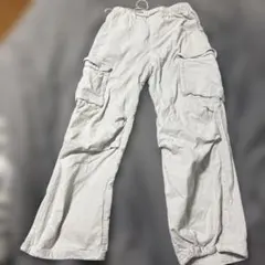 GU カーゴパンツ ホワイト Mサイズのサムネイル