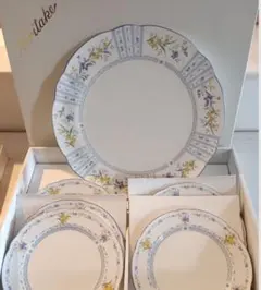 Noritake ノリタケ 　大皿、小皿 セットのサムネイル