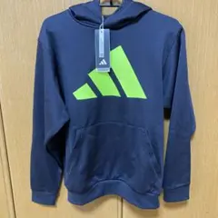 アディダス　パーカー