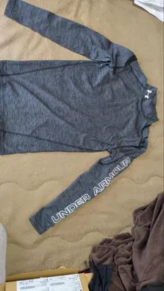 UNDER ARMOUR COLDGEAR 長袖シャツ SM/PCH グレー