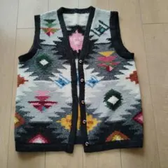 幾何学模様 ニットベスト