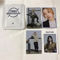 TWICE twice WORLD IN A DAY トレカ　セット　公式