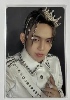 TREASURE ヒョンソク 王冠トレカ