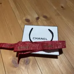 シャネル　紙袋　リボン