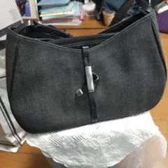 Item thumbnail for item a97eacd6-8f05-4dd1-84a9-1cbb1b03c1c9