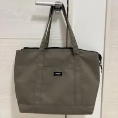 anello トートバッグ カーキ ファスナー付きのサムネイル