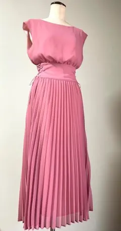 リリーブラウン ロングワンピース ピンク プリーツ ドレス