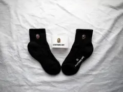 bapeソックス　A BATHING APE ソックス 刺繍ロゴ メンズソックス